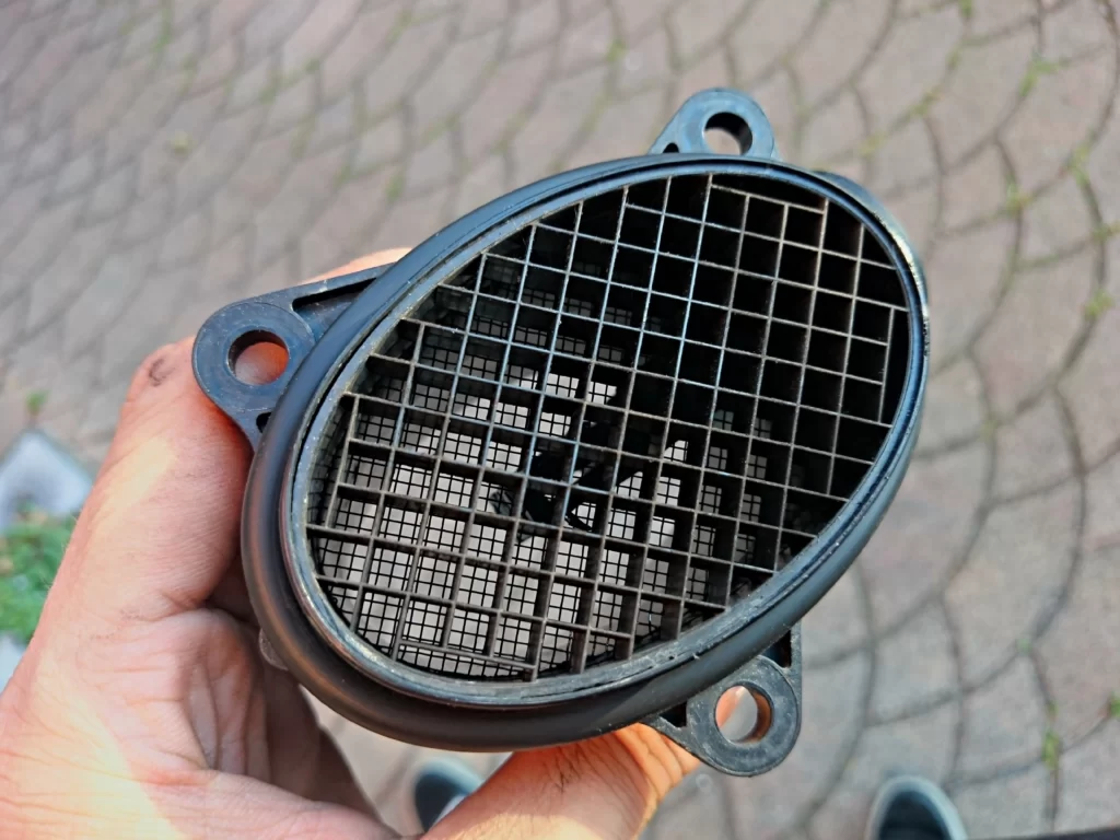 repair mass airflow sensor
